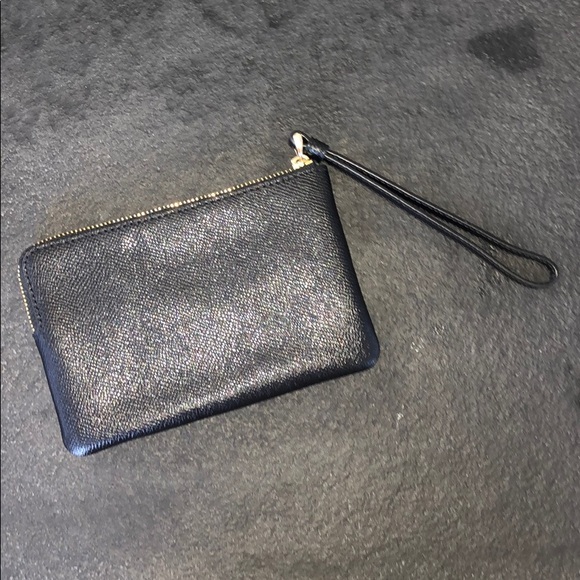 Coach Wristlet - Picture 6 of 6